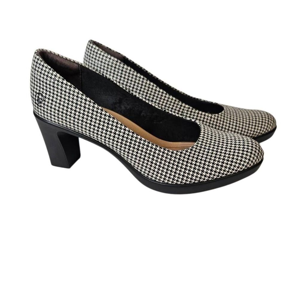Life Stride Elevate pumps, houndtooth fabric pattern. Size 6